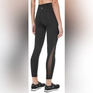 Lululemon Wunder Train Mesh Panel High-Rise Tight 25. Size 10. Great condition.